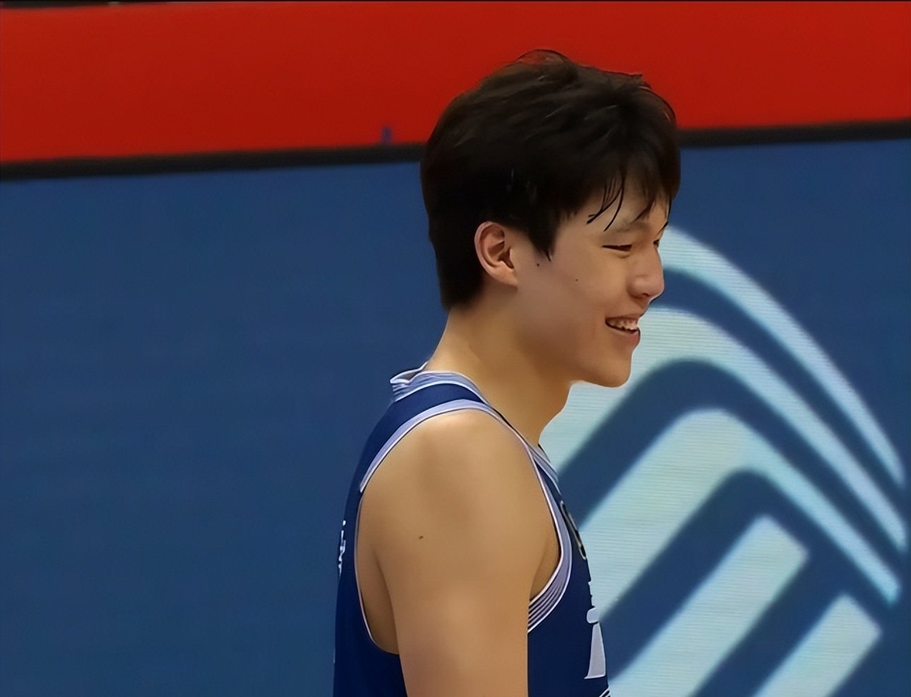 欧宝体育ob官网-赛前广厦男篮备战欧冠，复出首秀细节曝光，底气十足，控场能力受关注