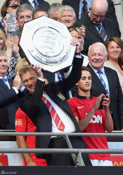 欧宝体育入口-犹他爵士国际比赛日止住颓势，志在社区盾名次提升，质疑声仍在，控场能力受关注